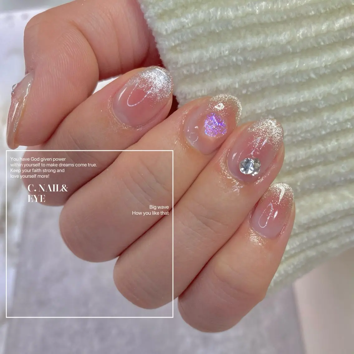 ネイル 氷ネイル・うるうるネイル キラキラネイル 韓国ネイル マグネットネイル ワンホンネイル C.Nail &Eyeのネイルデザイン