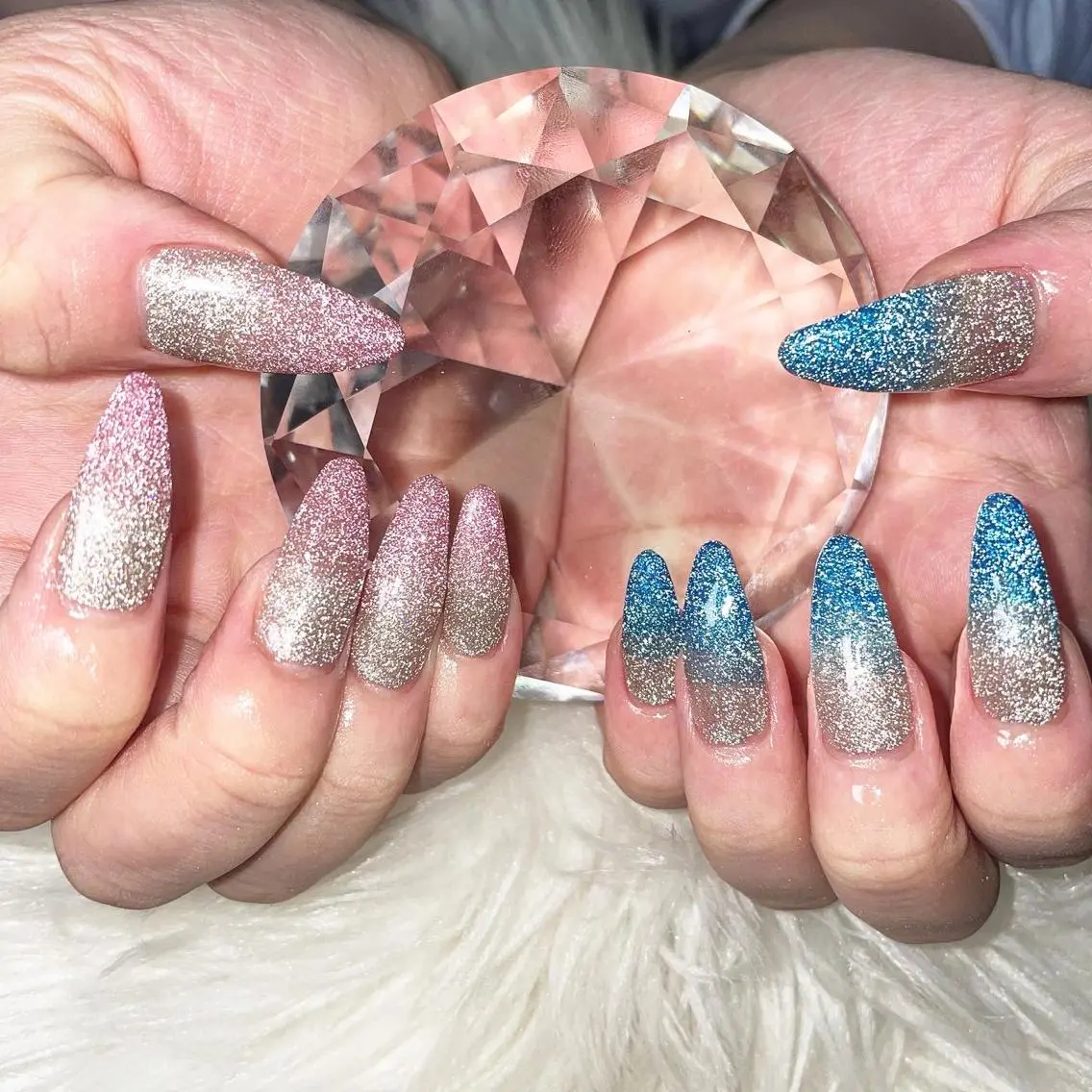 ネイル フラッシュネイル グラデーション Momo nailsalonのネイルデザイン