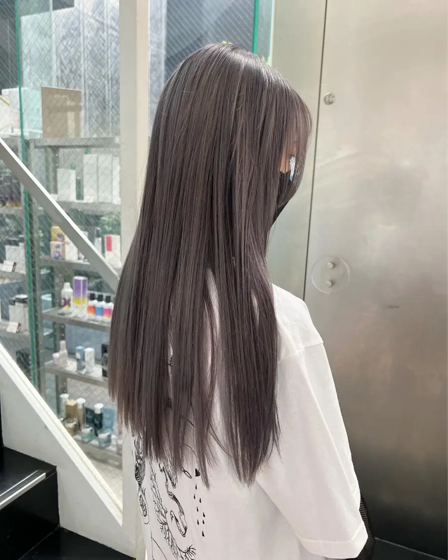 ロング カラー アッシュ ブリーチ ヘアカラー トリートメント インナーカラー/天神 ブリーチ/吉田のヘアスタイル