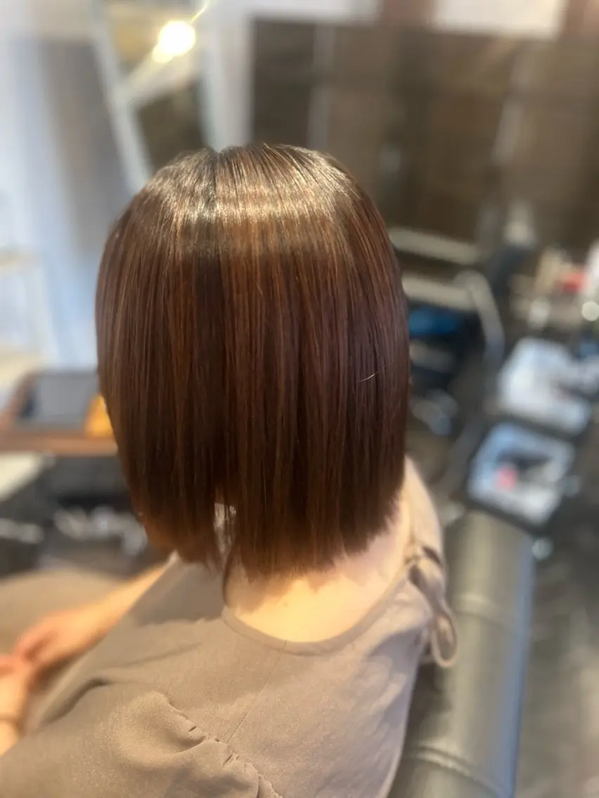 ミディアム カット 縮毛矯正 トリートメント ヘッドスパ Terra hair makeのヘアスタイル