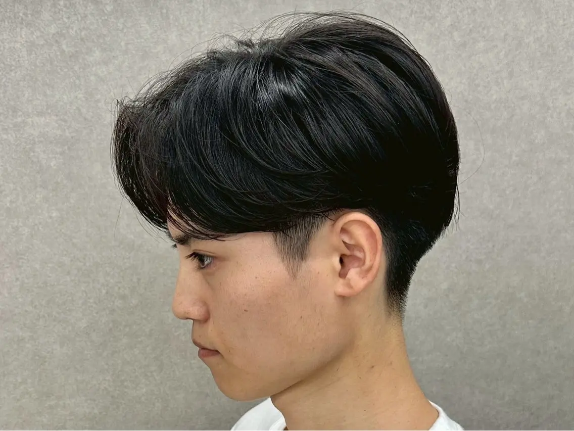 ショート センターパート 韓国ヘア・綾也のヘアスタイル