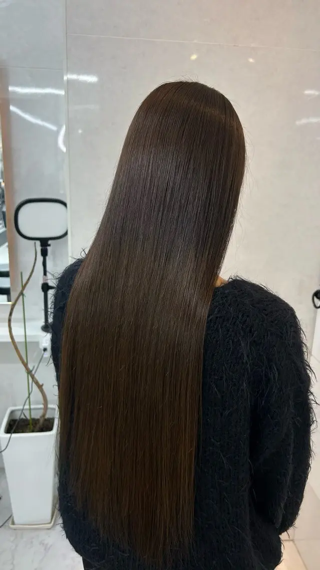 ロング カット ヘアカラー トリートメント saria [ALEAP]のヘアスタイル