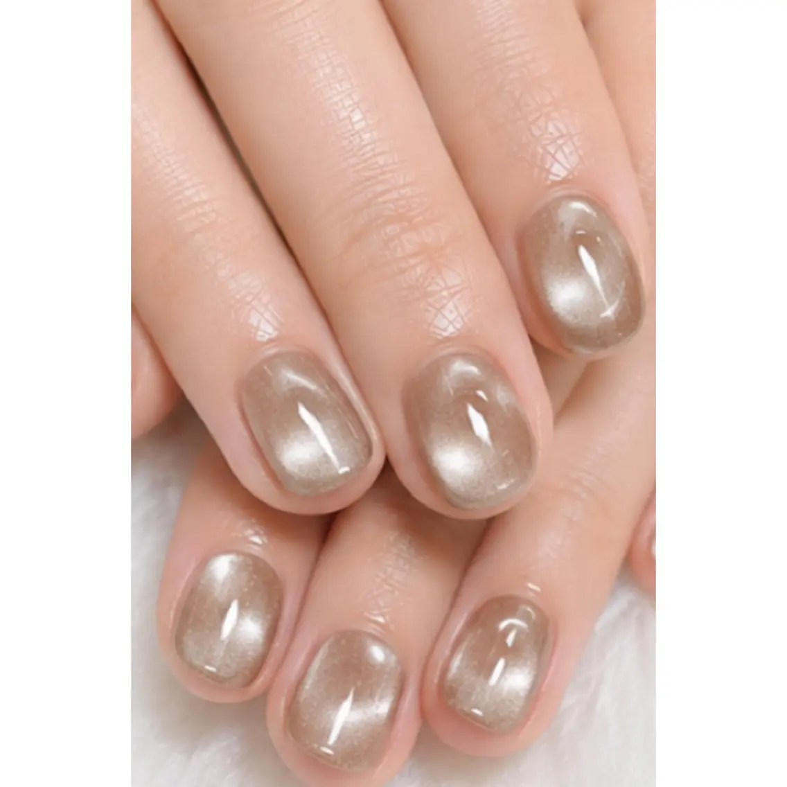 ネイル マグネットネイル LAVISH sakiのネイルデザイン
