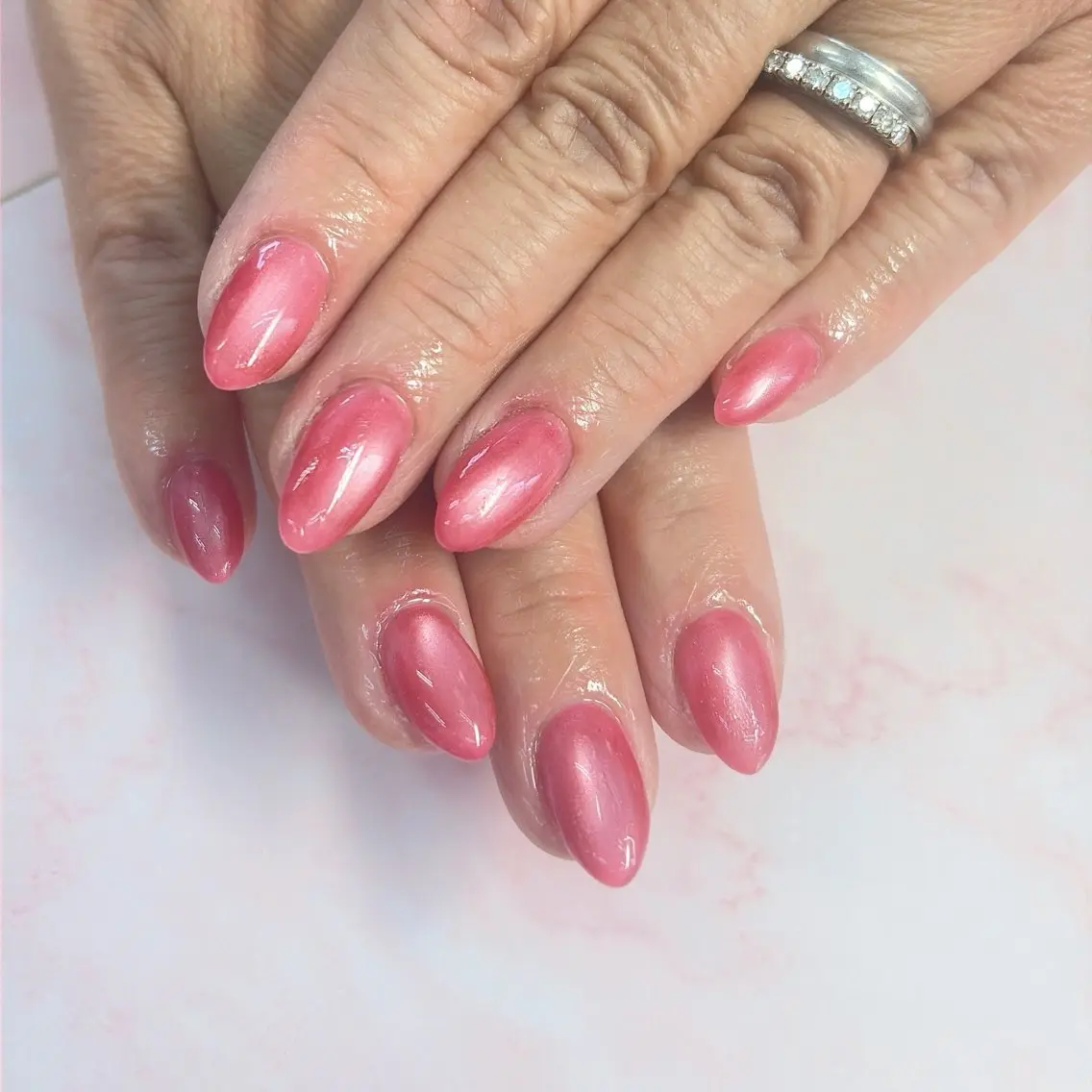 セミロング ハンドネイル 🩷Momo Nails🩷のネイルデザイン