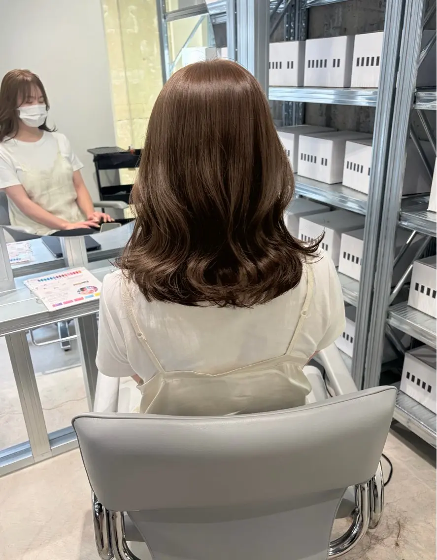ミディアム カラー カット ヘアカラー トリートメント ダブルカラー/レイヤ ーカット 🤍ゆきなのヘアスタイル