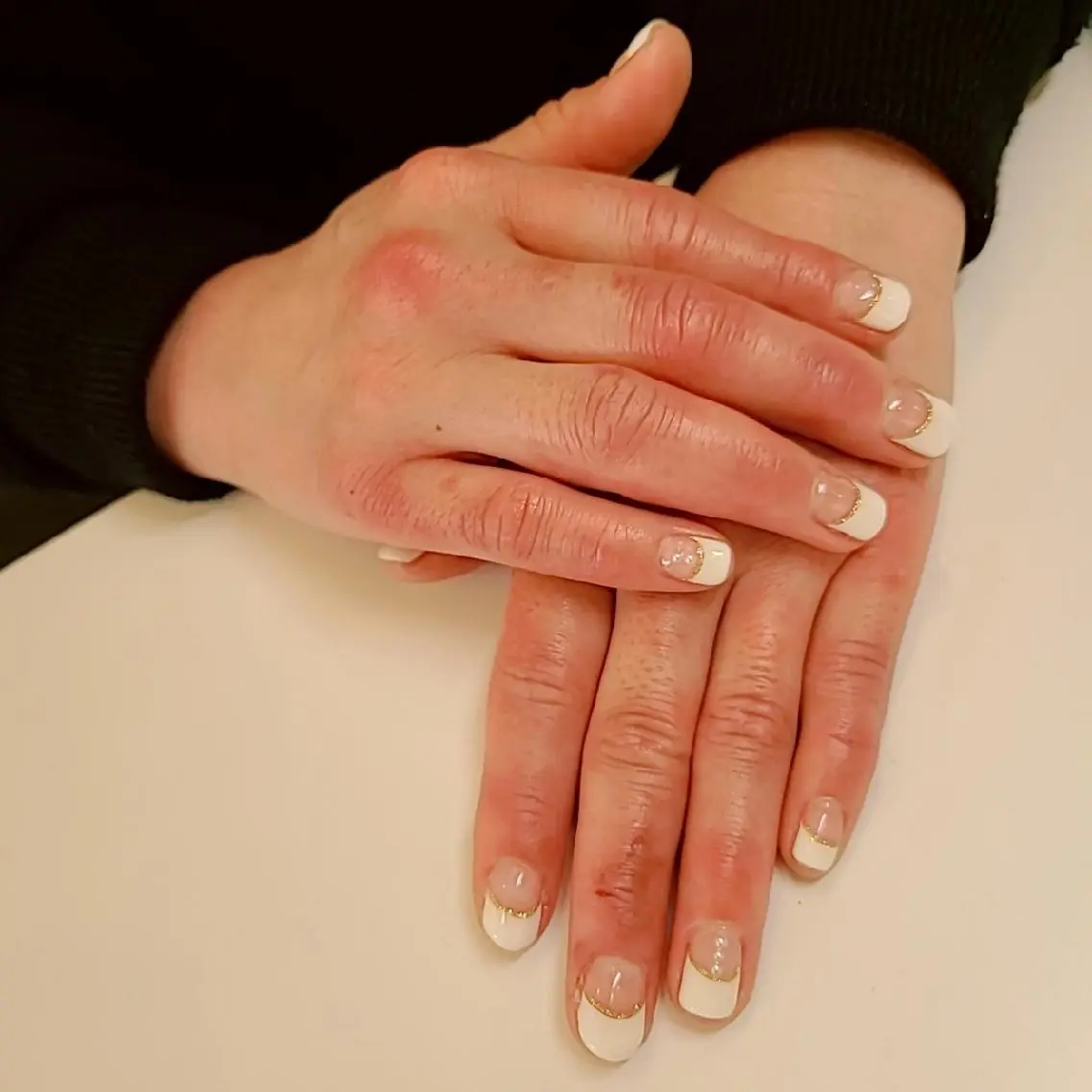 ネイル フレンチネイル ラメ(グリッター) ストーンネイル セプトアカデミー まいのネイルデザイン