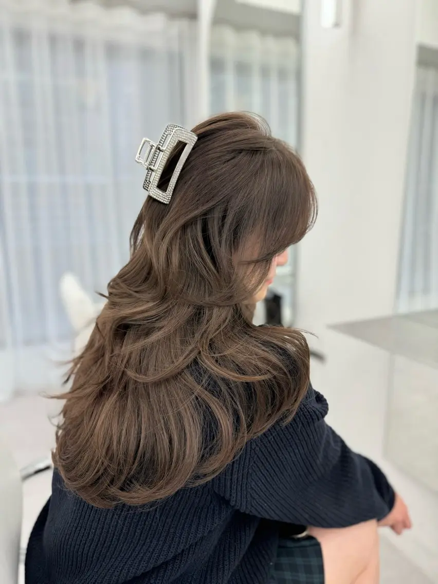 ロング カラー カット ヘアカラー トリートメント 顔まわりの神様✨ 透明感カラー藤嶋秀幸のヘアスタイル