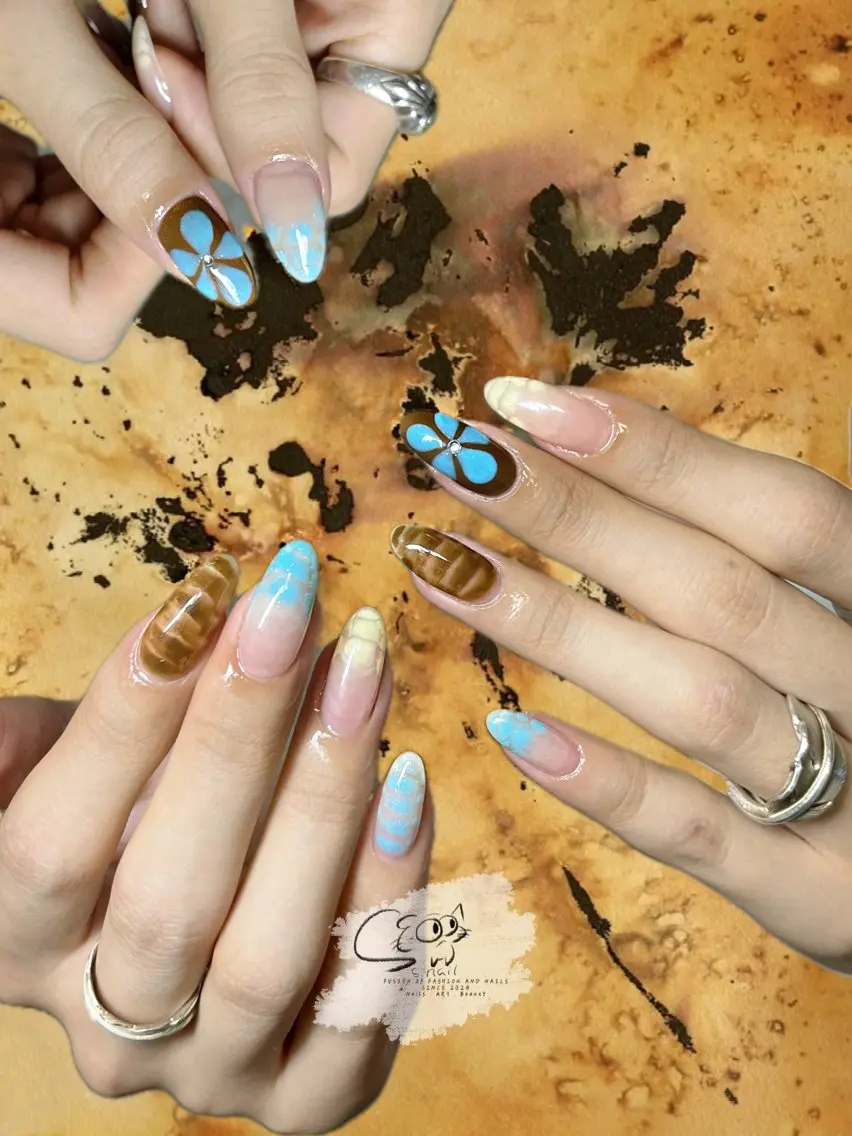 ネイル チークネイル フレンチネイル グラデーション マグネットネイル ワンカラーネイル S.nail _のネイルデザイン