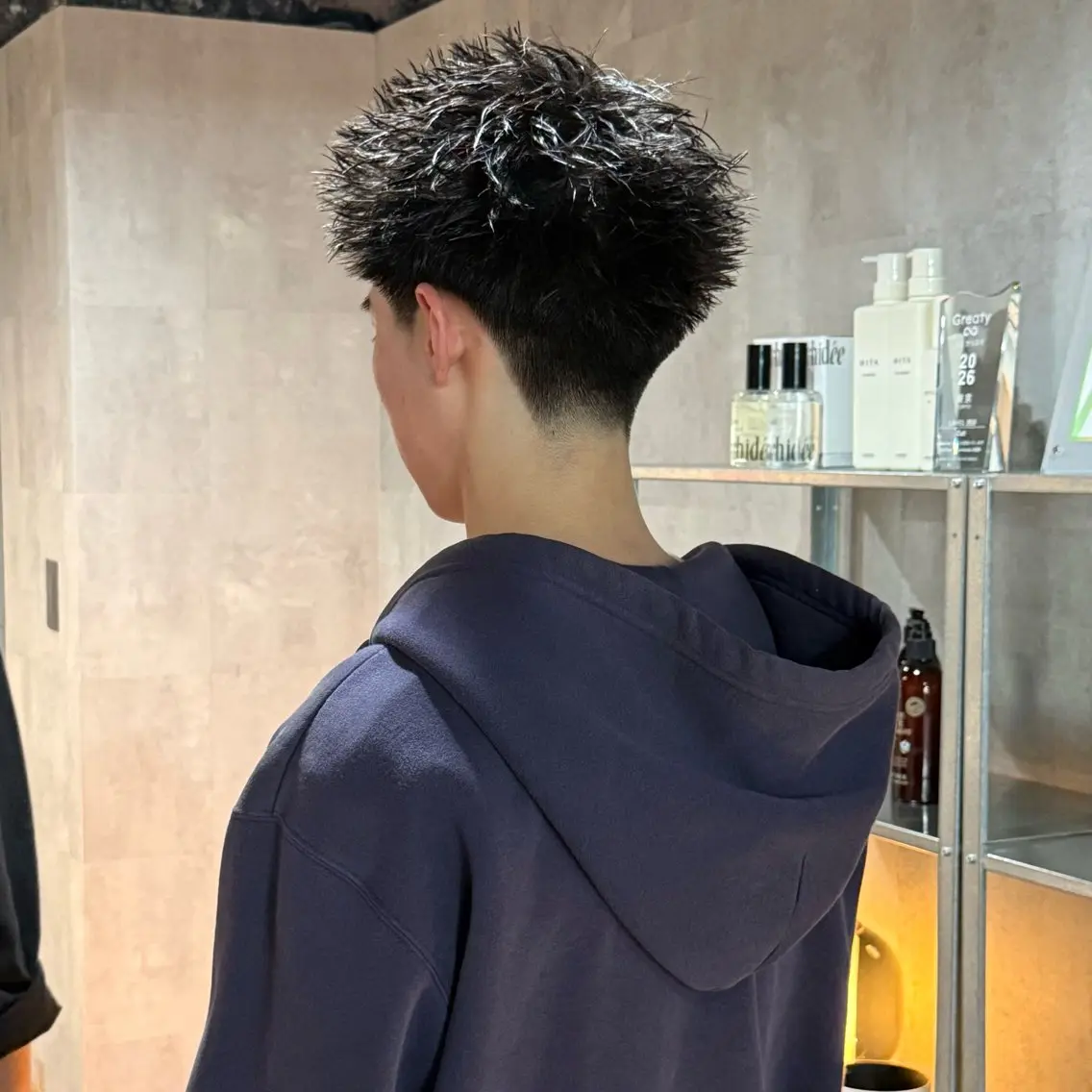 ショート カラー パーマ メンズ センターパート フェードカット カット ヘッドスパ スパイキーショート/ 短髪/渋谷/kiyoのヘアスタイル