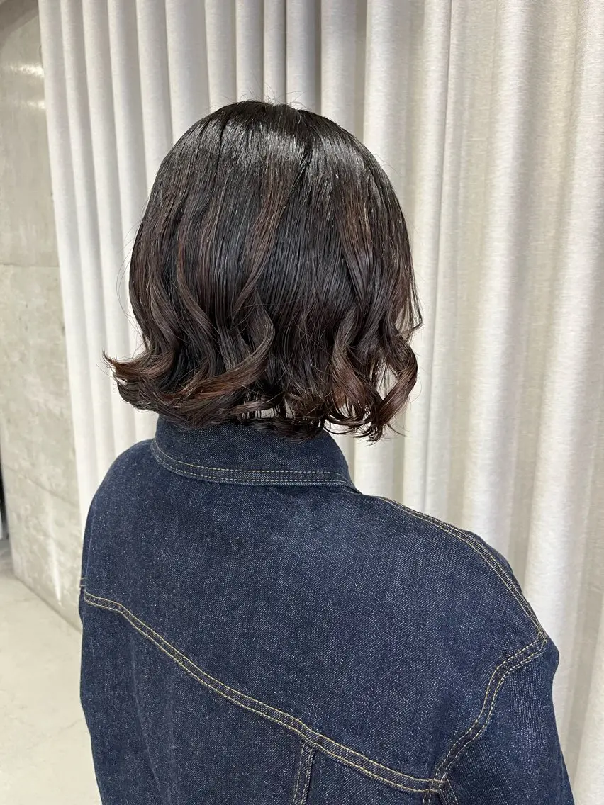 ミディアム カラー パーマ カット 表参道🌿赤み消し カラー/チナツのヘアスタイル