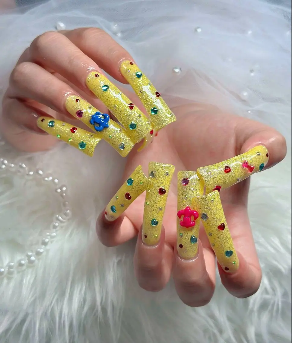 ネイル オーロラネイル フレンチネイル ジェルネイル ハロウィン キラキラネイル ハンドネイル H.baby Nail Salonのネイルデザイン