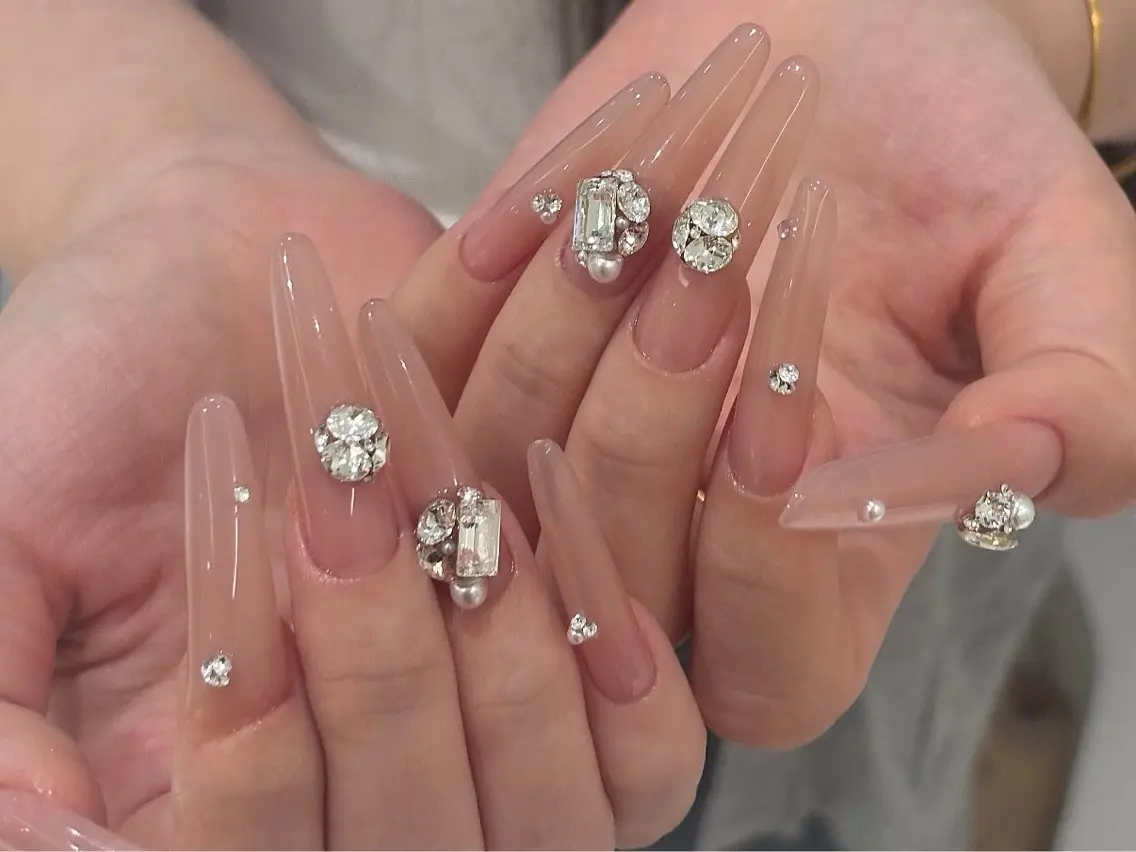 ネイル ハンドネイル Luna Gladeのネイルデザイン