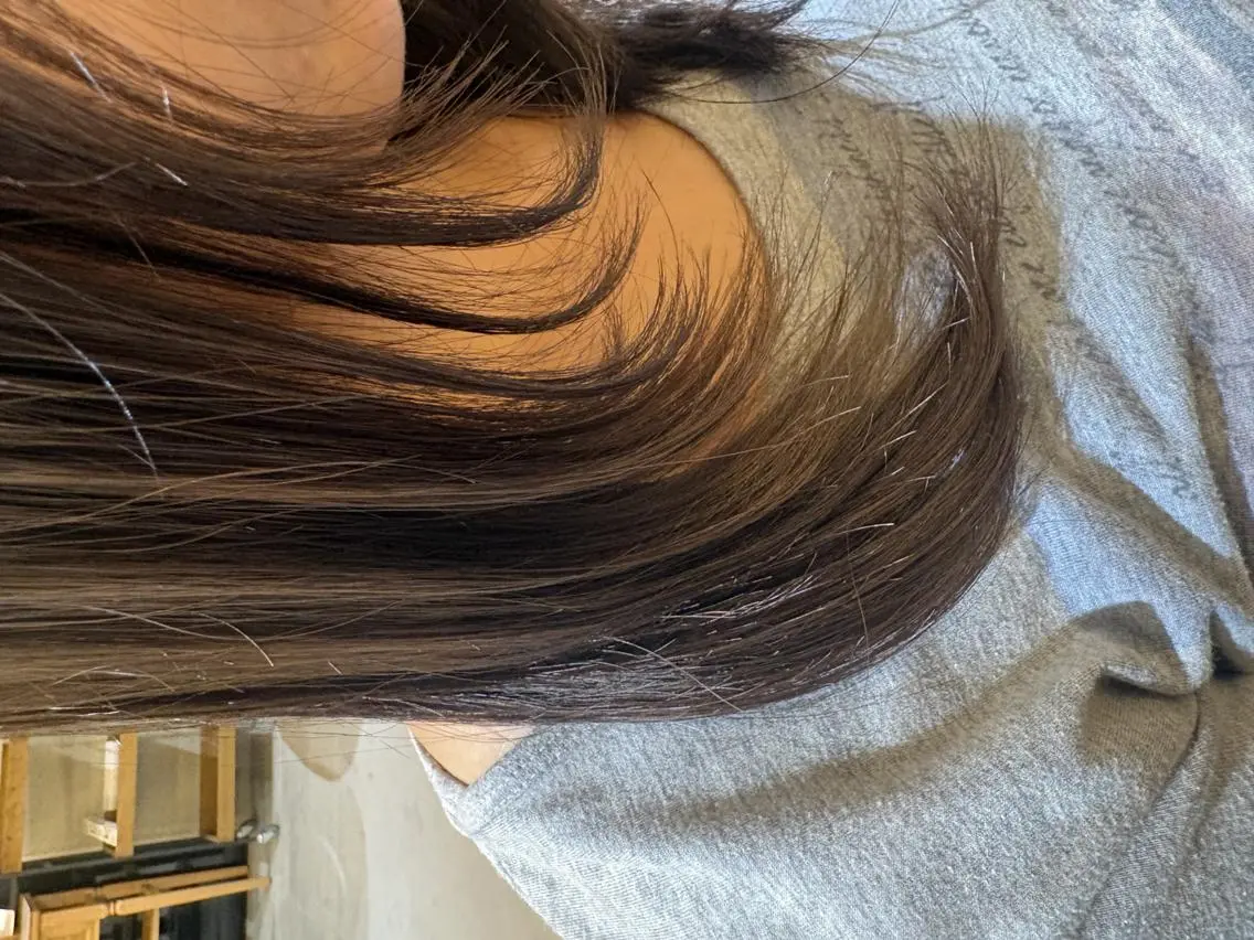 セミロング カラー ブラウンカラー ナチュラルブラウン ヘアカラー トリートメント ルミエール ブリーチ/ハイトーンのヘアスタイル