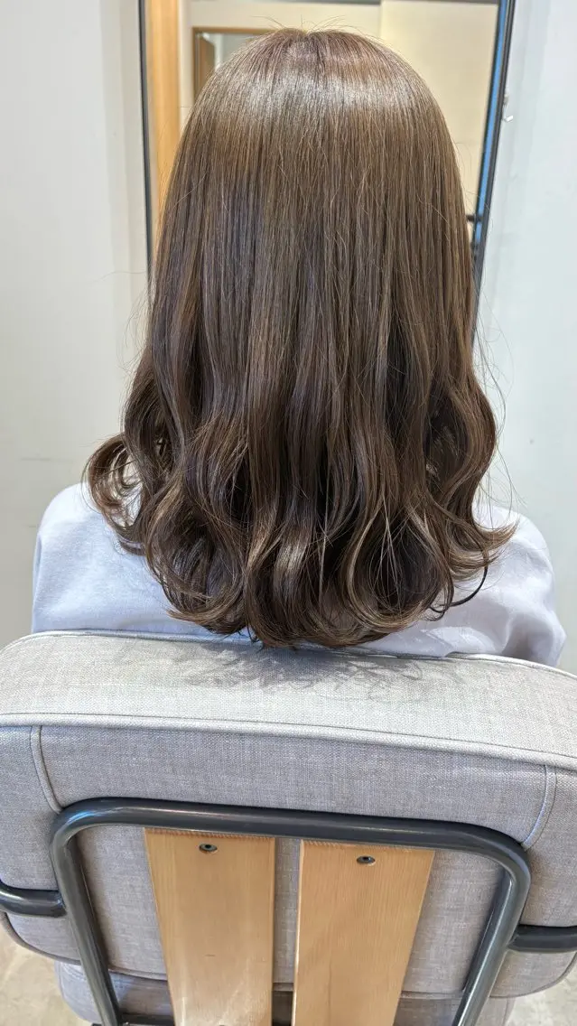 セミロング カラー ベージュカラー ヘアカラー トリートメント 🎀透明感ナチュラル ガーリー🎀yuhiのヘアスタイル