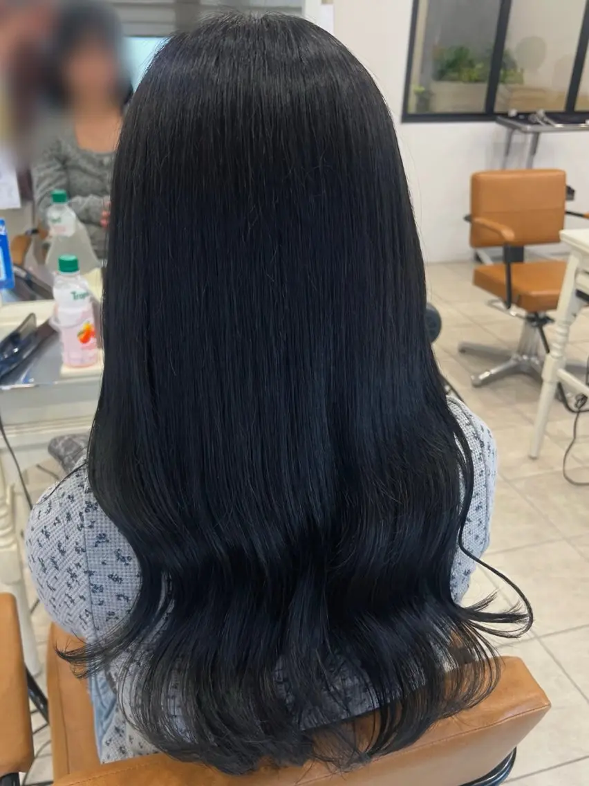 ロング カラー アディクシーカラー ブルーカラー ブルーグレー 透明感カラー 🫧うる艶ヘアー🫧 Yukaのヘアスタイル