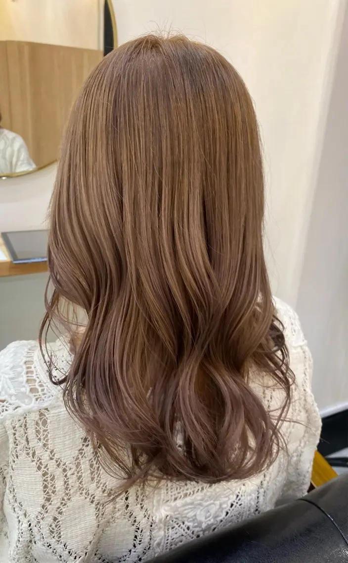 ロング カラー ブリーチ ケアブリーチ ダブルカラー グレージュ ハイトーンカラー CARICIA🌱 masaeのヘアスタイル