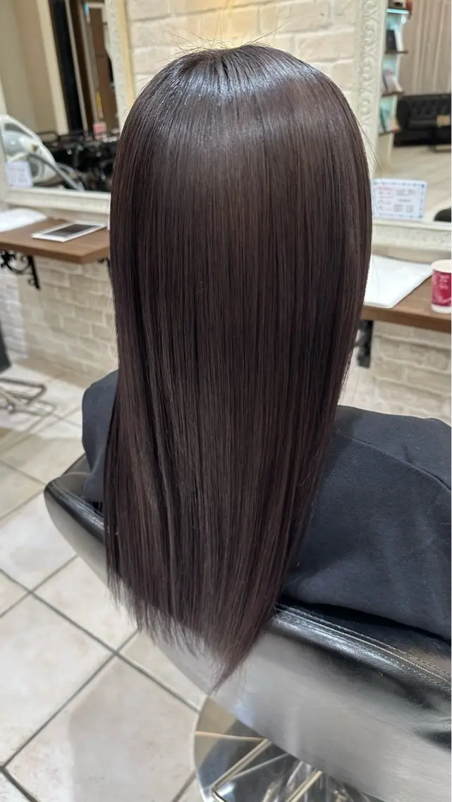 カラー 透明感カラー グレージュ 🩵RIKO🩵 透明感カラー🫧のヘアスタイル