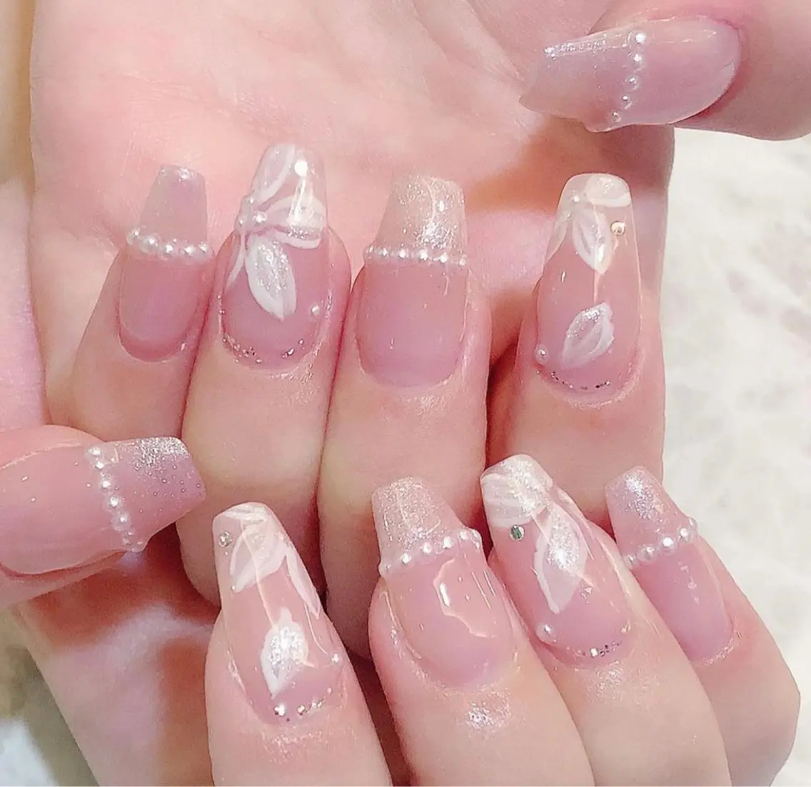 ネイル 長さ出し マグネットネイル ネイルチップ ISA_ BELLAのネイルデザイン