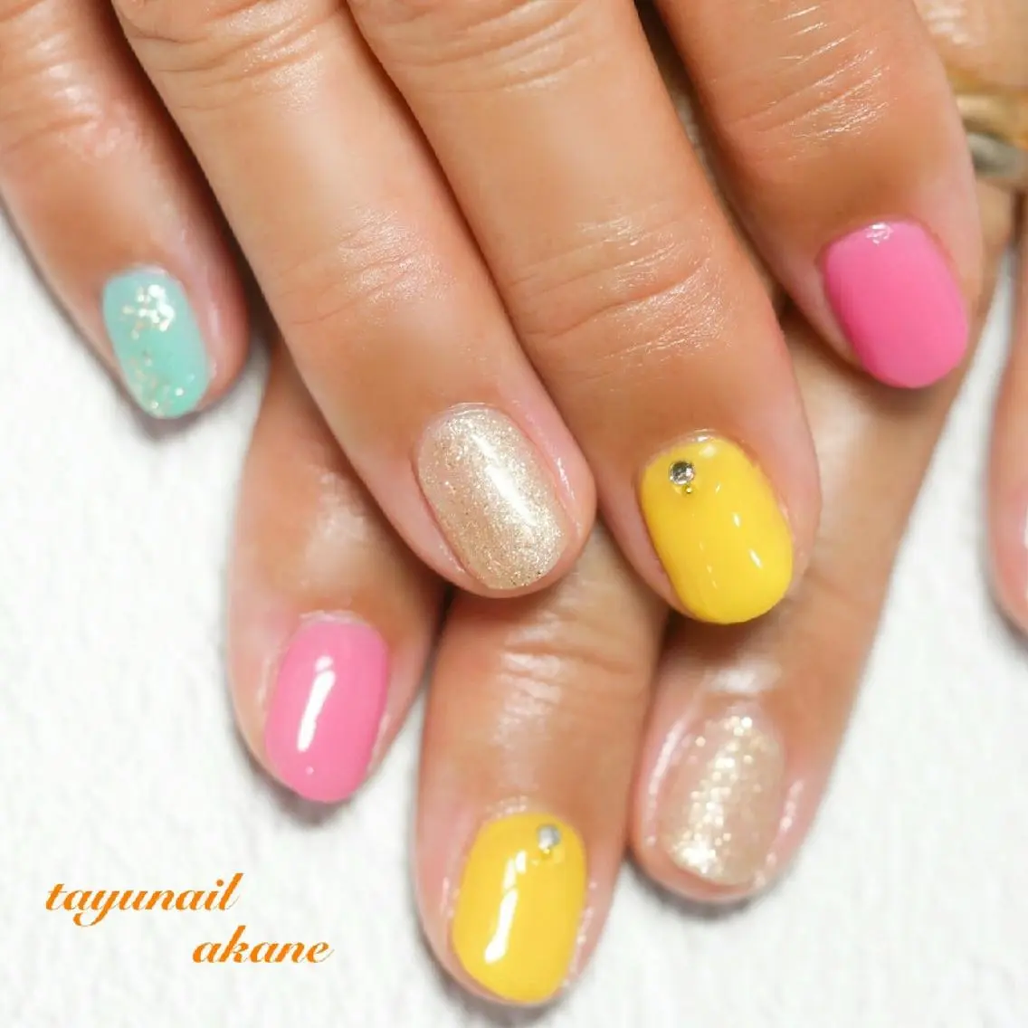 ネイル ブルー フットネイル ジェルネイル キラキラネイル おそろいネイル ネイルサロン 【たゆnail】のネイルデザイン