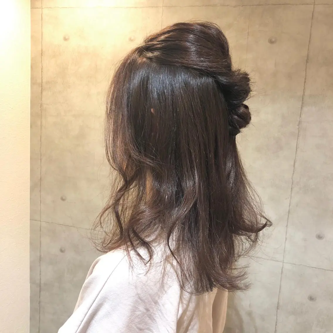 ロング ラベンダーベージュ 🪞顔周りカット🪞 北里朋子のヘアスタイル