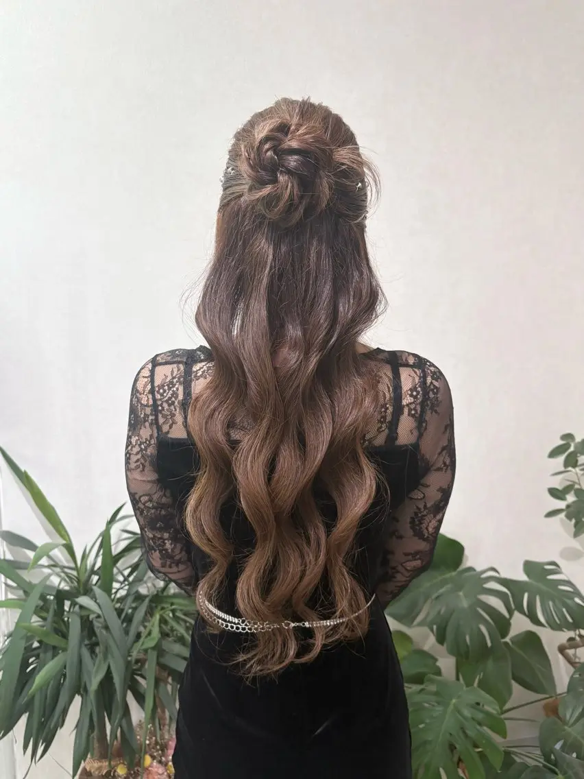 ロング ヘアアレンジ ハーフアップ ヘアセット ヘアセットサロン /上坪愛美のヘアスタイル