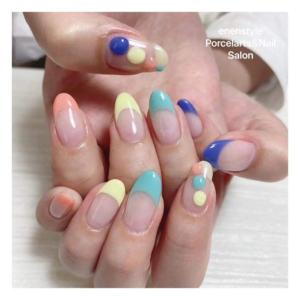 ミディアム ネイル ハンドネイル 🐾enen style 🐾のネイルデザイン