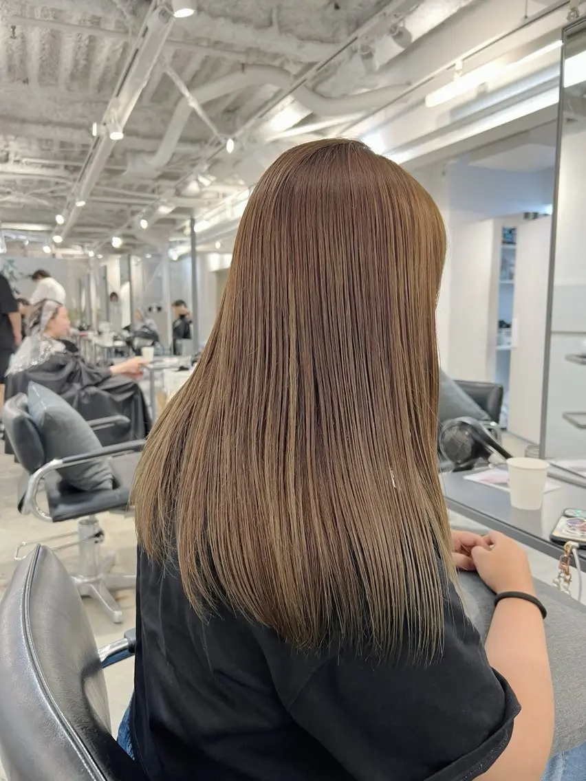 ロング カラー ハイライトカラー ハイライト カット ヘアカラー トリートメント ハイライト／レイヤー 木下翔太のヘアスタイル