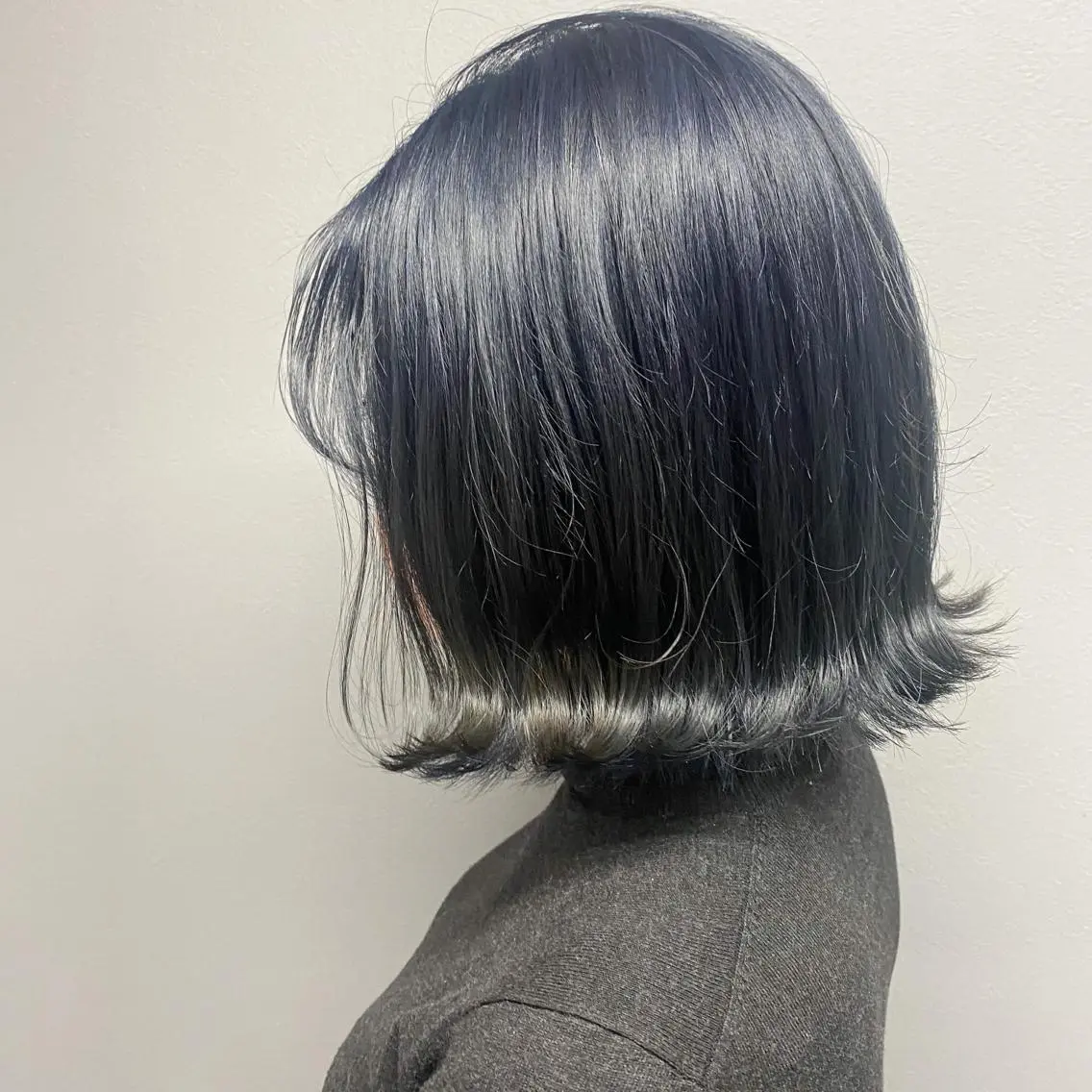 ミディアム カラー ブリーチ ブルーカラー きよはらちさき🍑 柔らかカラー🌱🫧のヘアスタイル