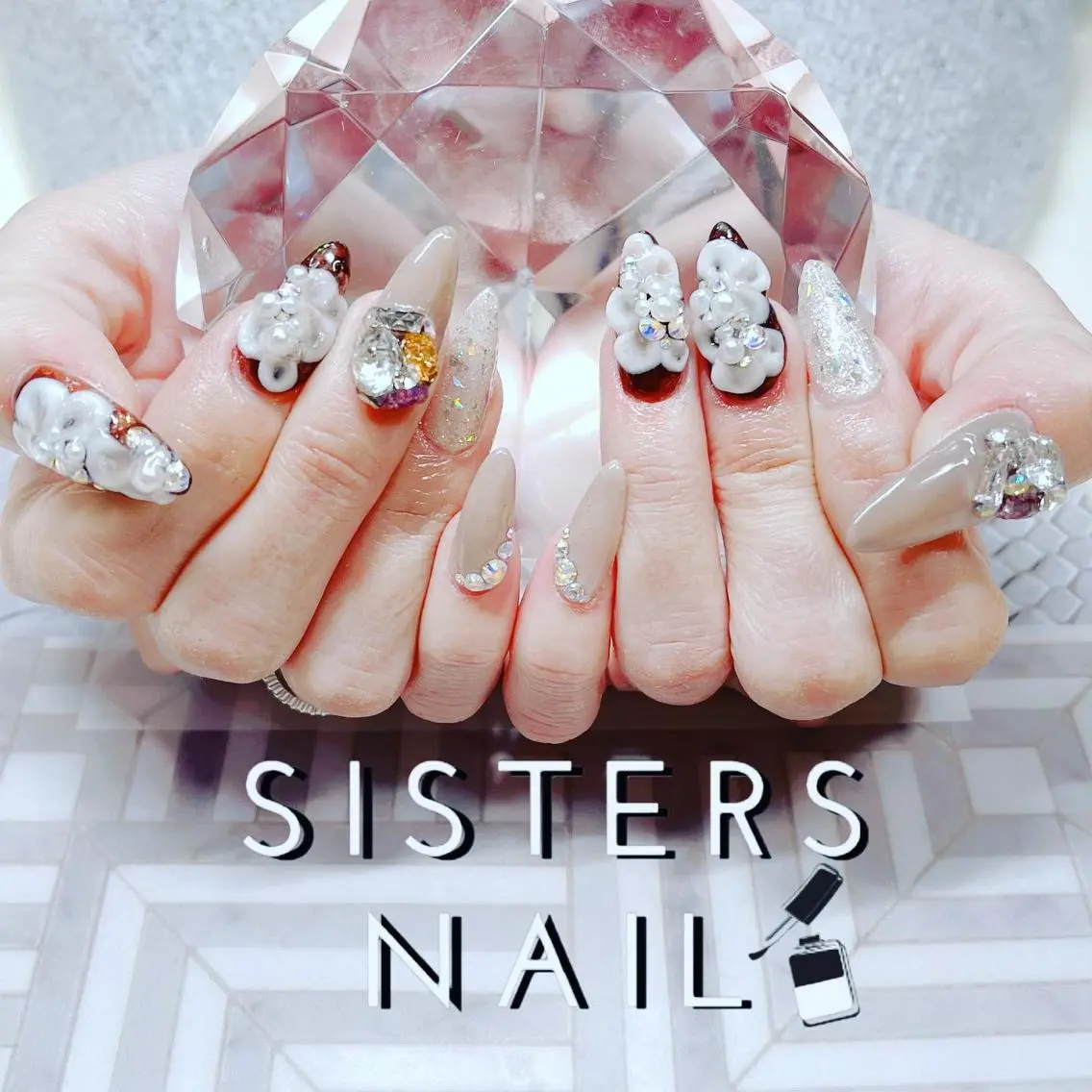 ネイル アートネイル 成人式 キラキラネイル 冬ネイル sisters nail.fのネイルデザイン