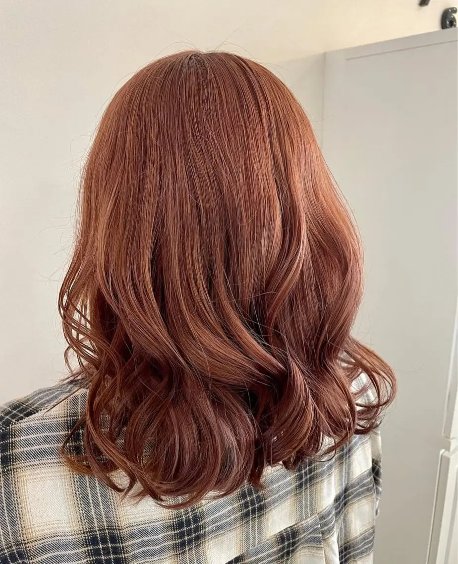 カラー ベージュカラー オレンジ オレンジベージュ 秋山 麗奈のヘアスタイル
