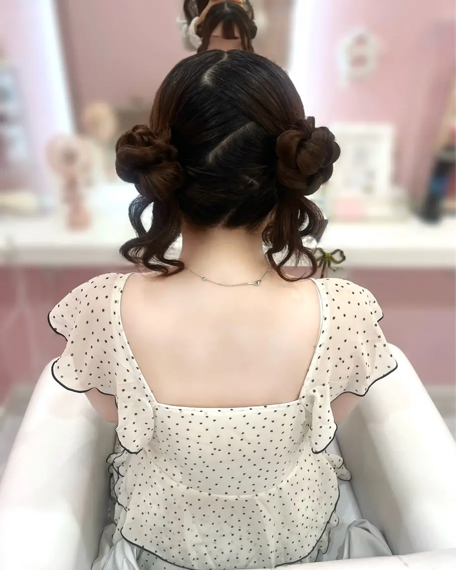 ロング ヘアアレンジ しずね🍓 大阪ヘアセット🎀のヘアスタイル
