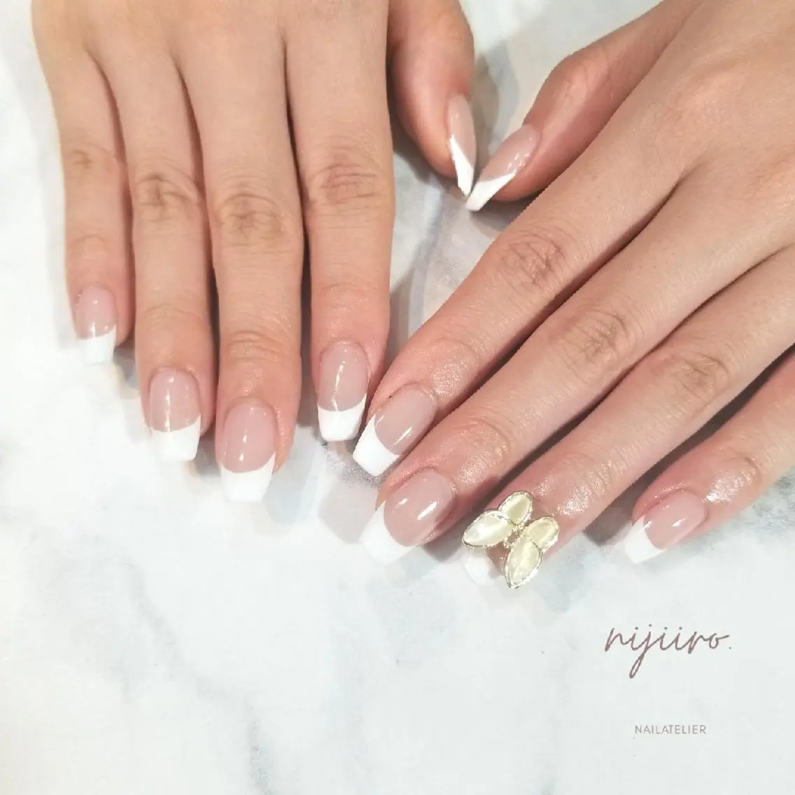 ネイル フレンチネイル ハンドネイル nijiiro🌈 サトウのネイルデザイン