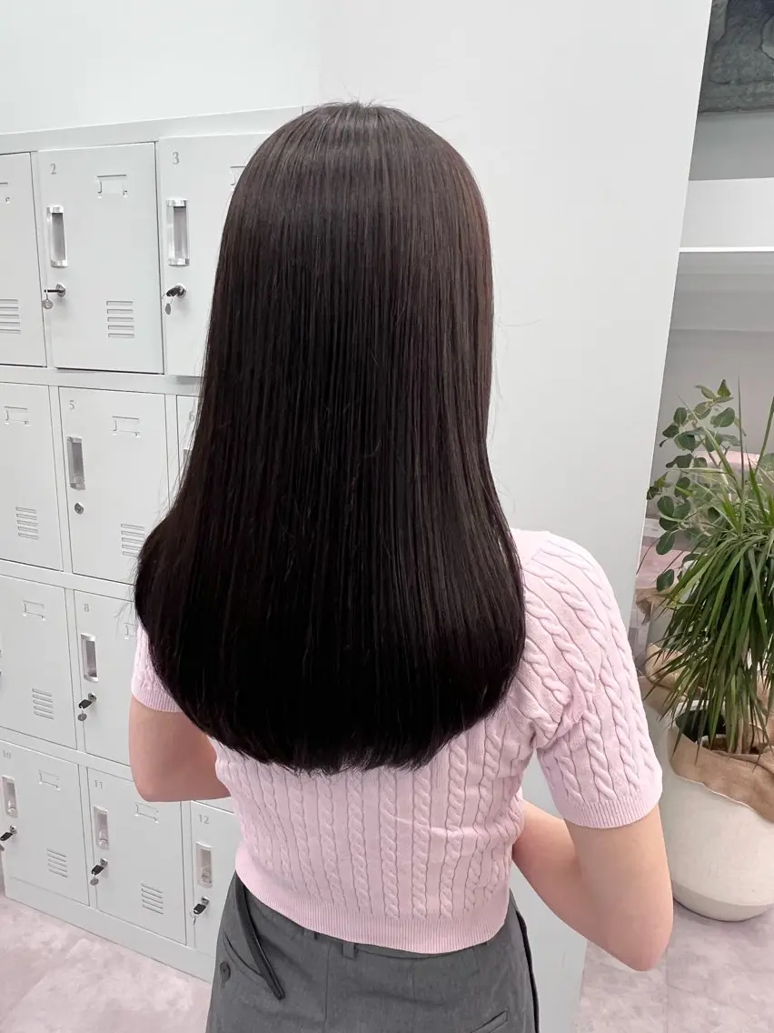 【髪質改善】憧れの艶髪に!✨カット+中性ストレート+トリートメント✨の写真