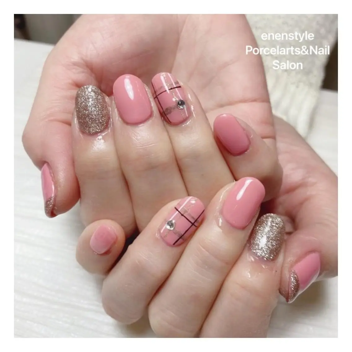 ミディアム ネイル ハンドネイル 🐾enen style 🐾のネイルデザイン