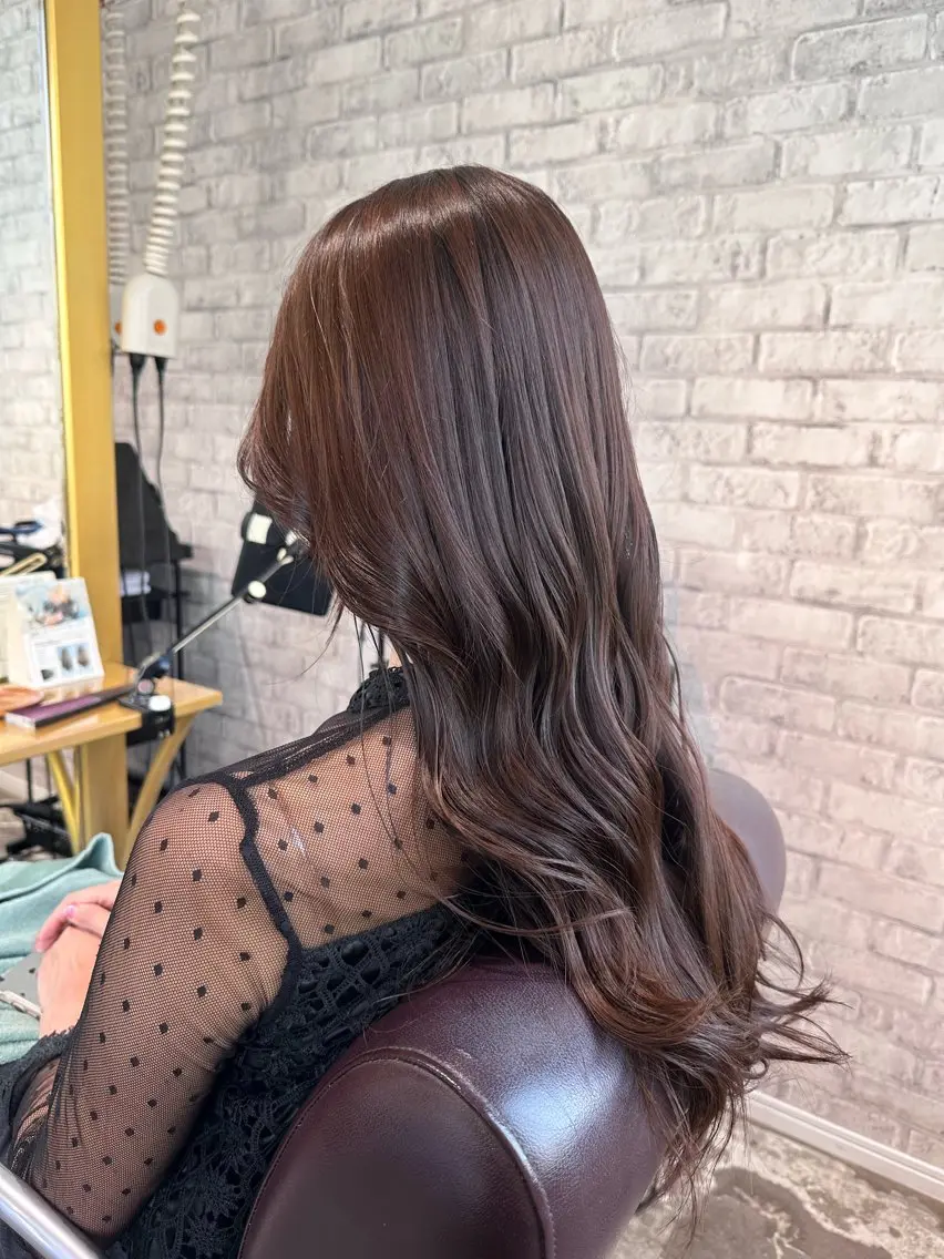 ロング カラー ブラウンカラー ショコラブラウン カット ヘアカラー Saki💛心斎橋 髪質改善/艶カラーのヘアスタイル