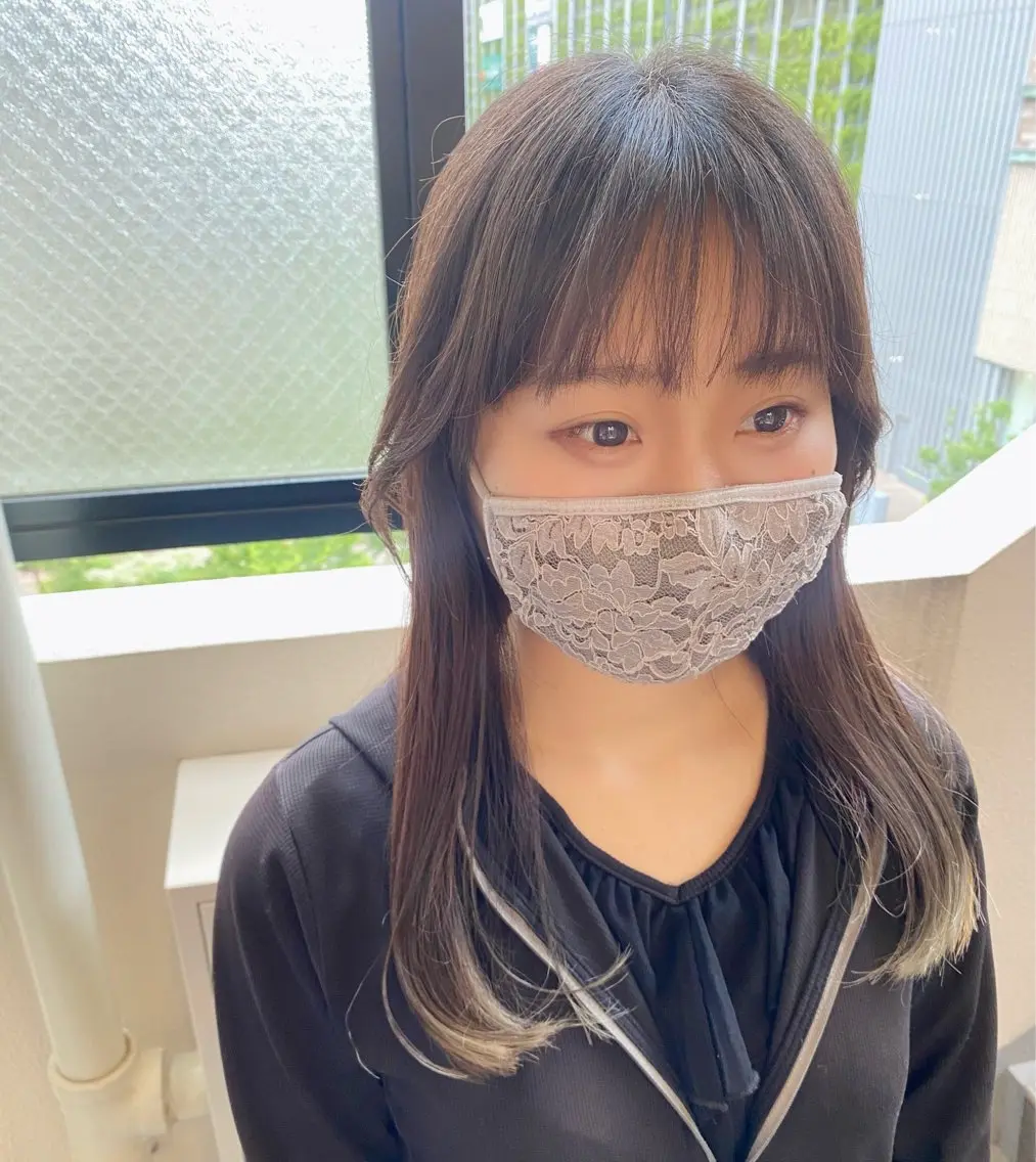 セミロング 顔周りカット 韓国風ヘア レイヤーカット 朴 鈴香のヘアスタイル