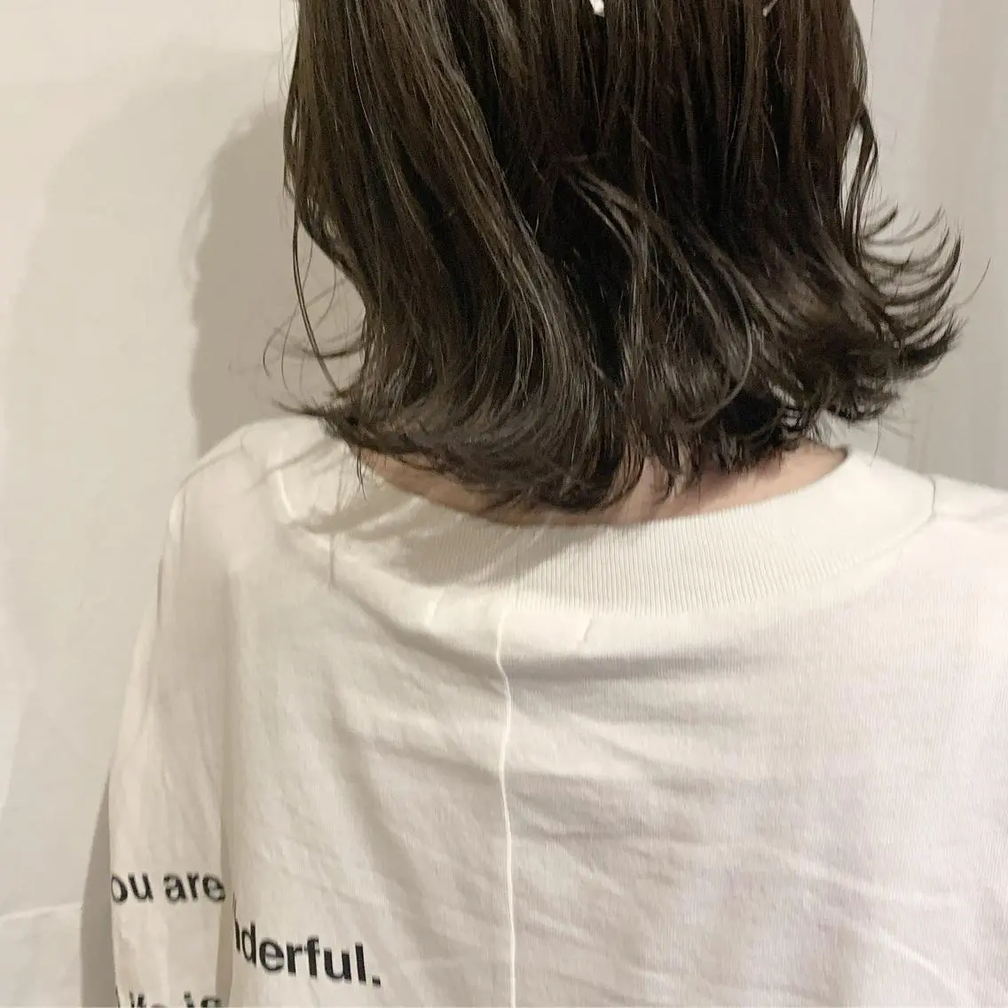 ミディアム カラー ヘアアレンジ 本間 結衣のヘアスタイル