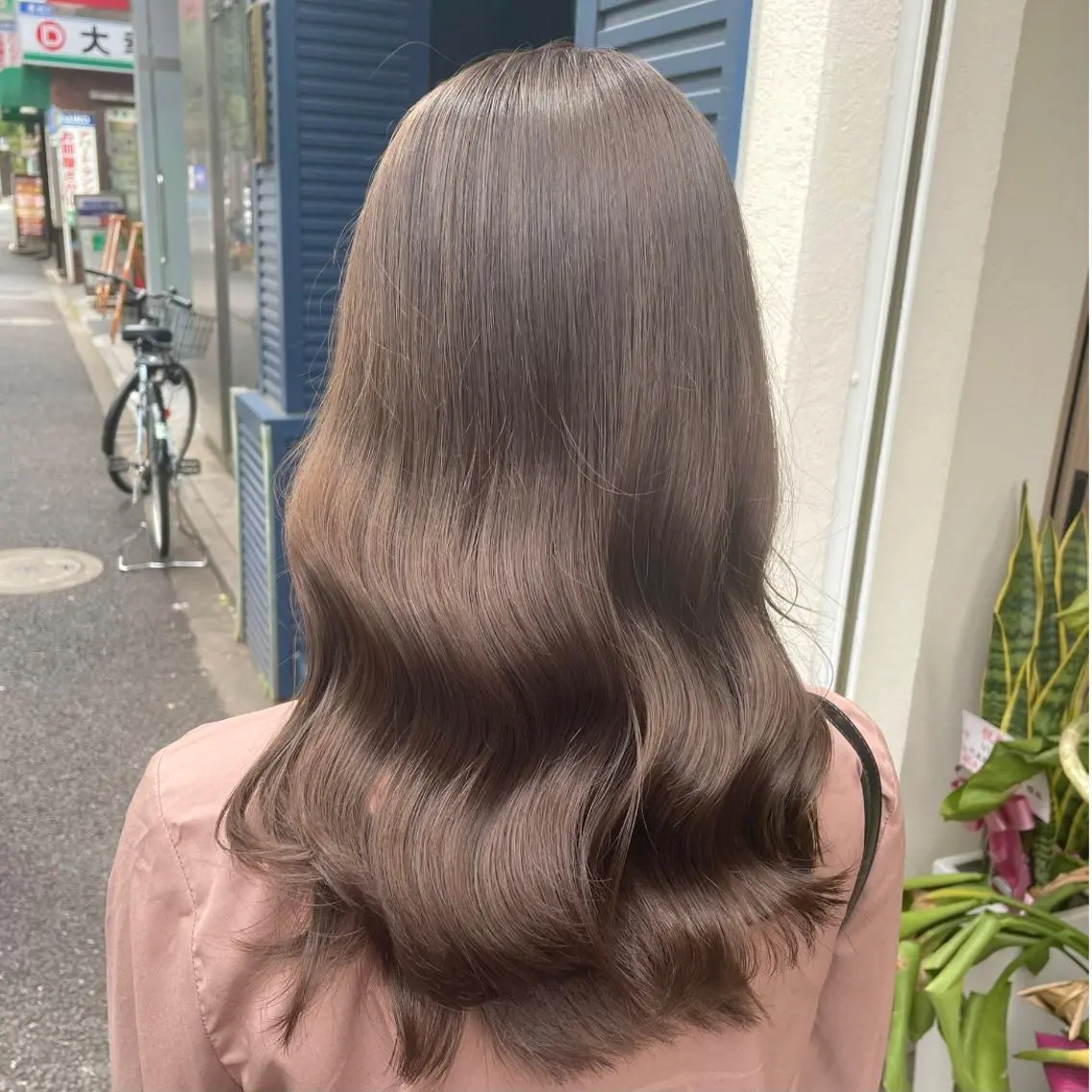 ロング カラー ヘアカラー トリートメント 🎀透明感カラー🎀 mikaのヘアスタイル