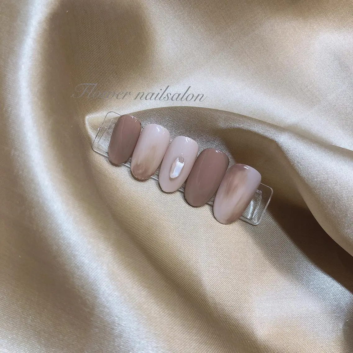 ネイル Flower nailのネイルデザイン