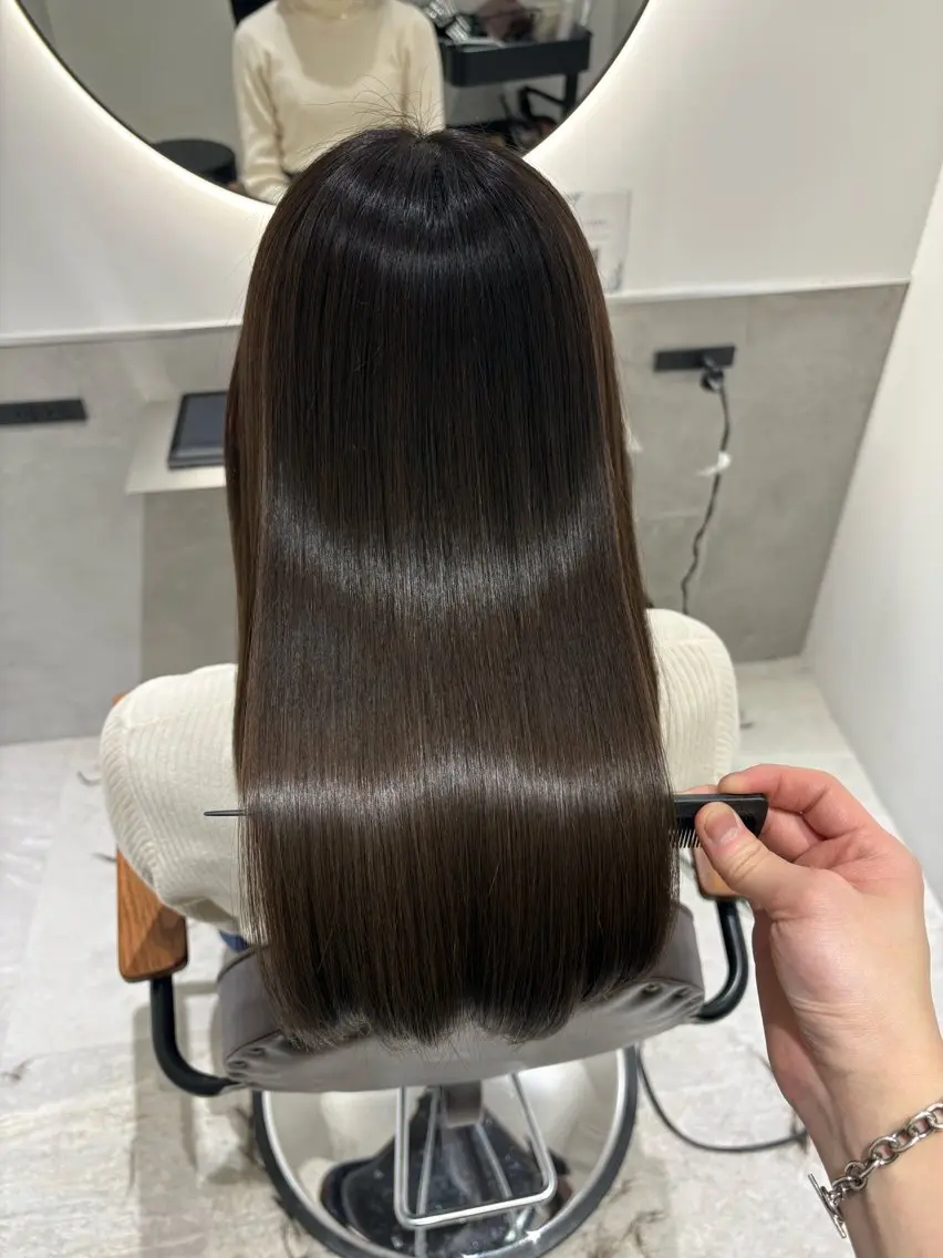 ロング カット トリートメント 髪質改善 縮毛矯正/ レイヤー/銀座/本木のヘアスタイル
