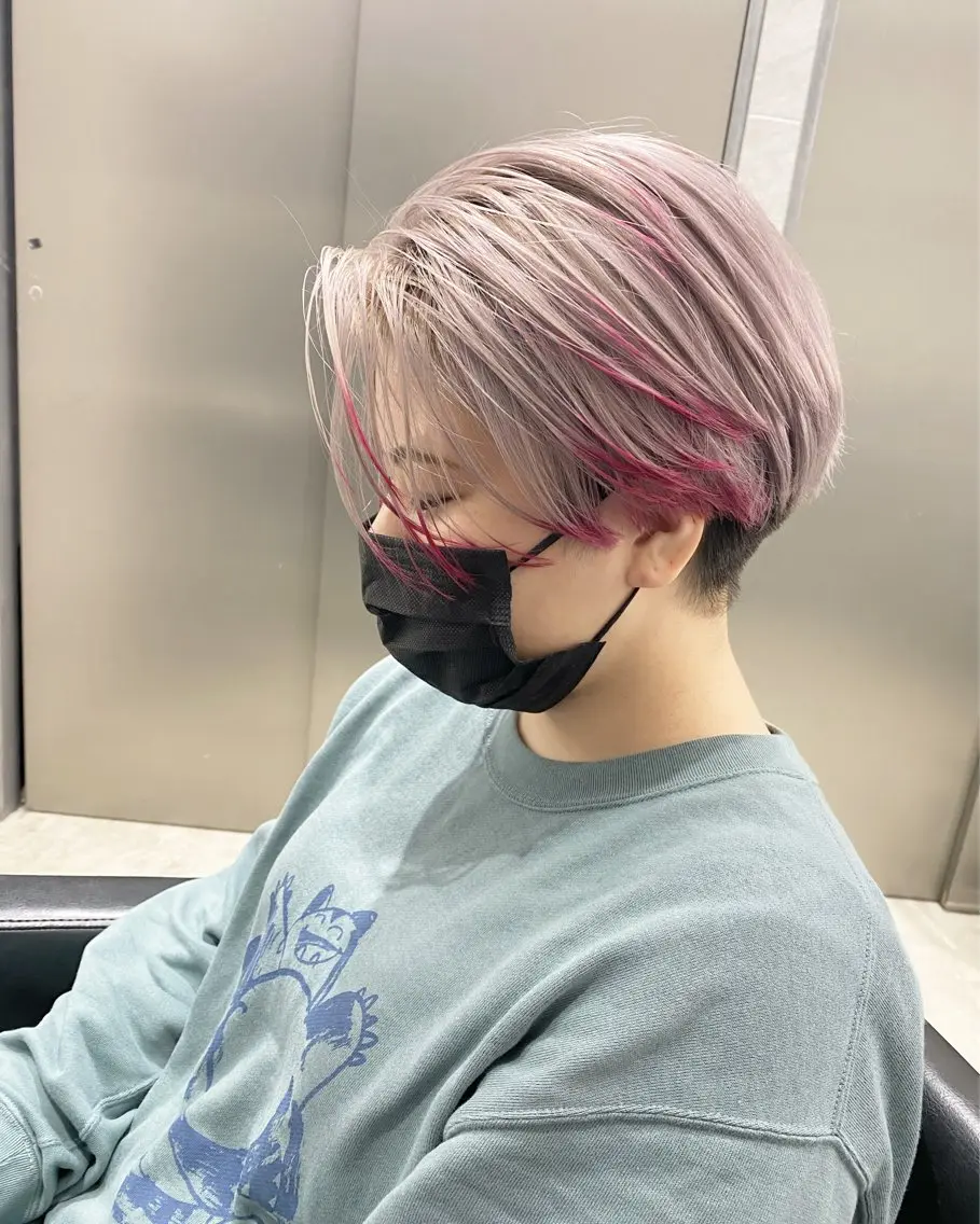 ショート 🌈モテ色 村上のぶきのヘアスタイル