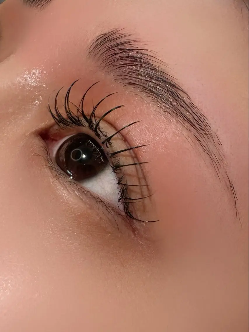 まつ毛エクステ80本の写真