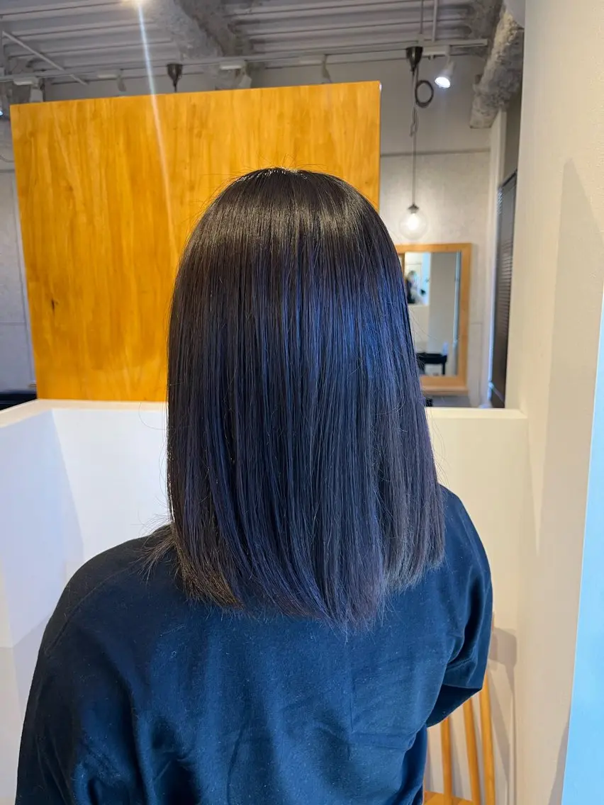 ミディアム カラー 本城 真奈のヘアスタイル