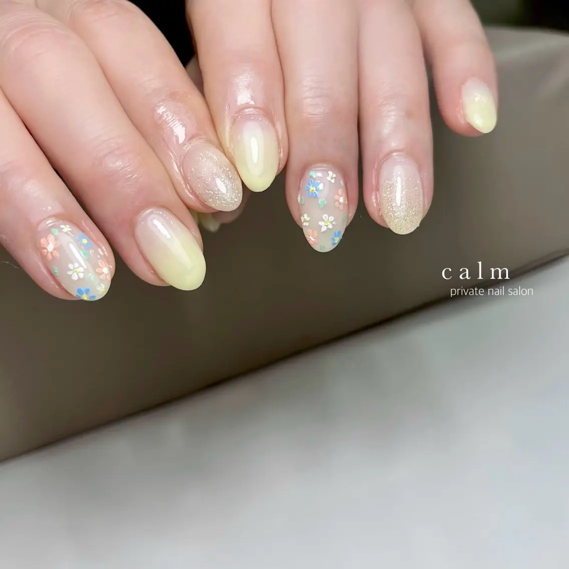 ネイル アートネイル ハンドネイル calm 〔ｶｰﾑ〕のネイルデザイン