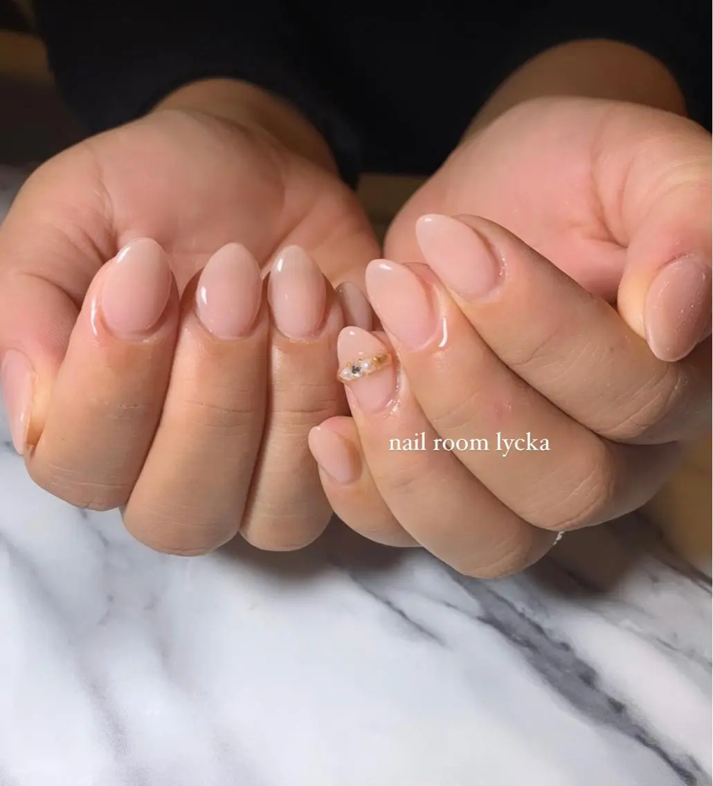 ネイル ネイルルームリッカ 𝐦𝐚𝐲𝐮のネイルデザイン