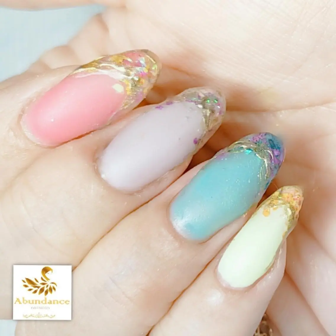 セミロング ネイル ハンドネイル 完全予約制個室サロン Abundancesのネイルデザイン