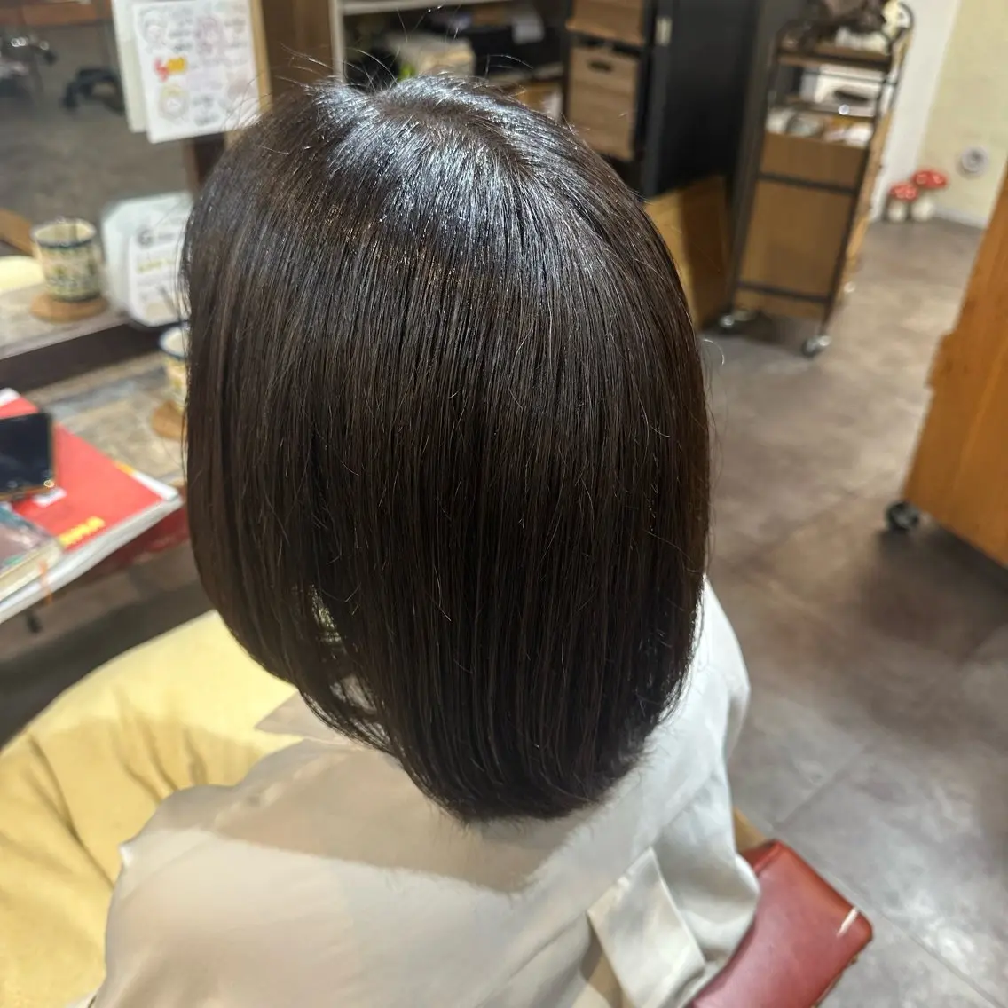 ショート カラー アッシュ ベージュカラー オレンジ 若林 美帆のヘアスタイル
