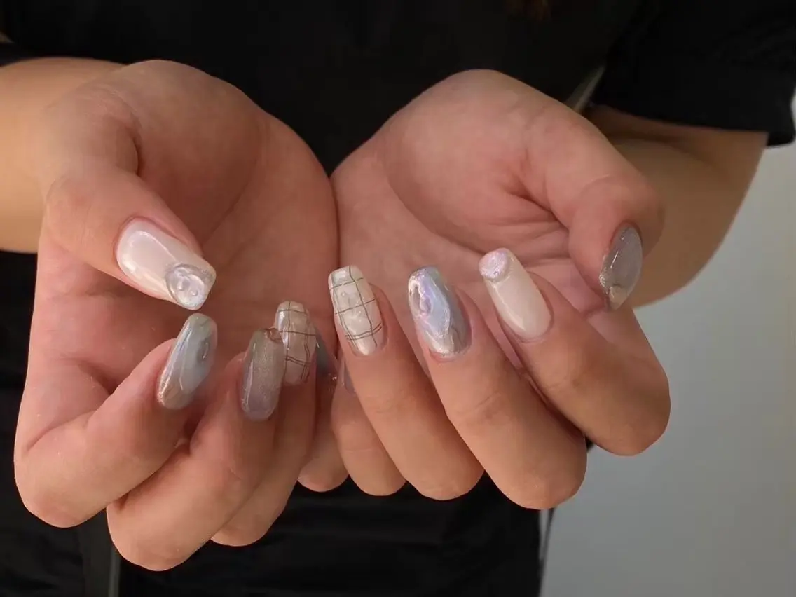 ネイル ROSANNA 松澤のネイルデザイン
