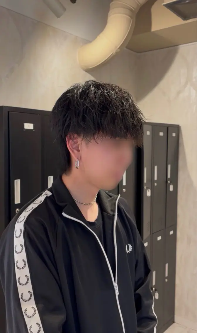 【メンズ限定】【カット➕眉カット】トレンドスタイル/刈り上げ/センターパート/マッシュの写真
