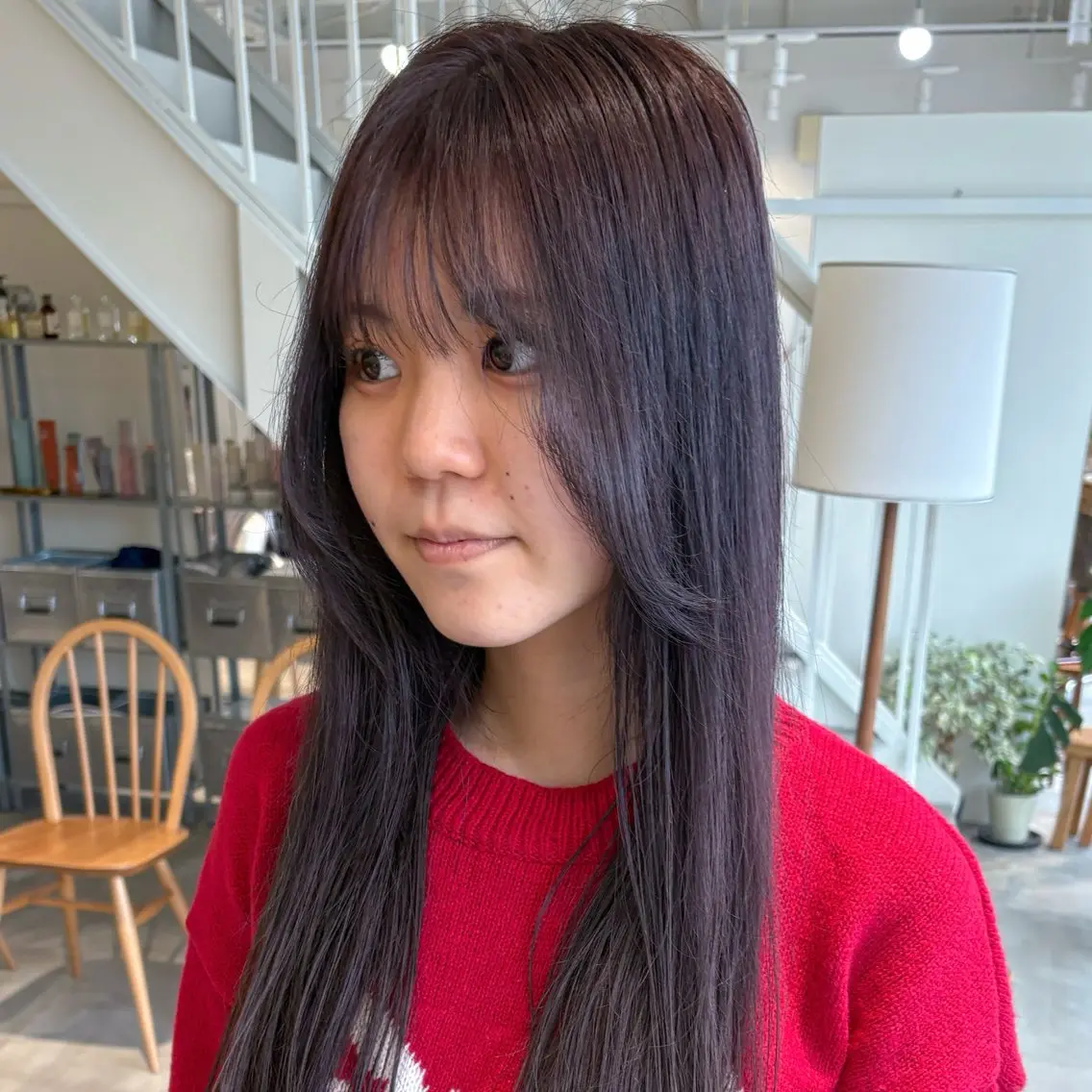 ロング カラー ブリーチ ラベンダーカラー 安西 香利奈のヘアスタイル